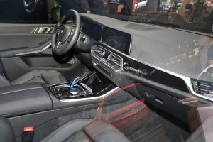 BMW-ix5 Hydrogen interior, dashboard